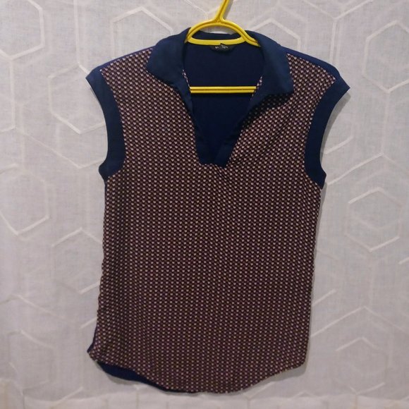Sleeveless Summer Top - Picture 1 of 2